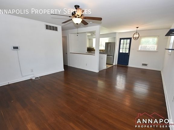 5th image of 757 Warren Dr