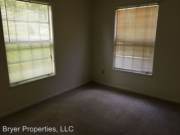 5th image of 111 Skyview Dr APT 3