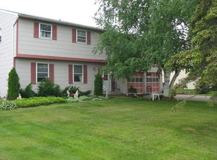 1328 Ransom Rd, Grand Island, NY 14072