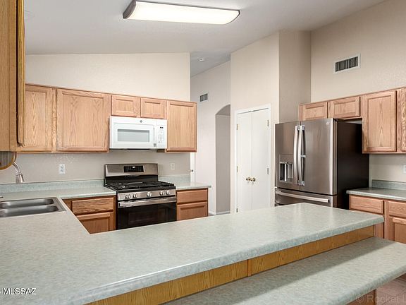 5th image of 5467 W Panther Butte St