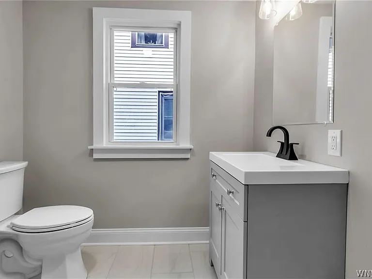 2514 Delaware Ave #1 — Photo 29