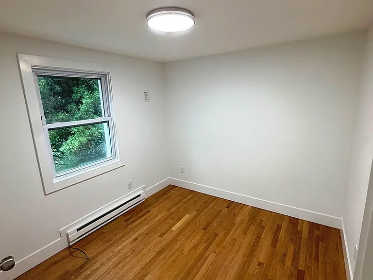 214-01 Waters Edge Dr #3 — Photo 13