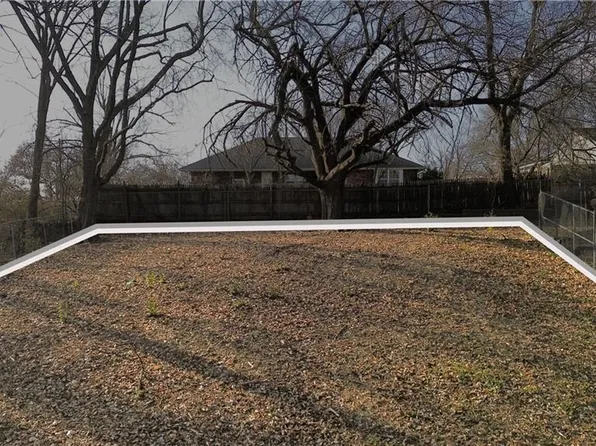 410 S Forest Ave, Independence, MO 64054