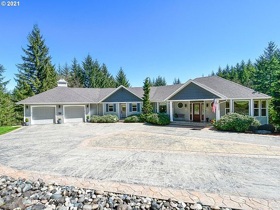 2nd image of 18108 NE 241st Pl