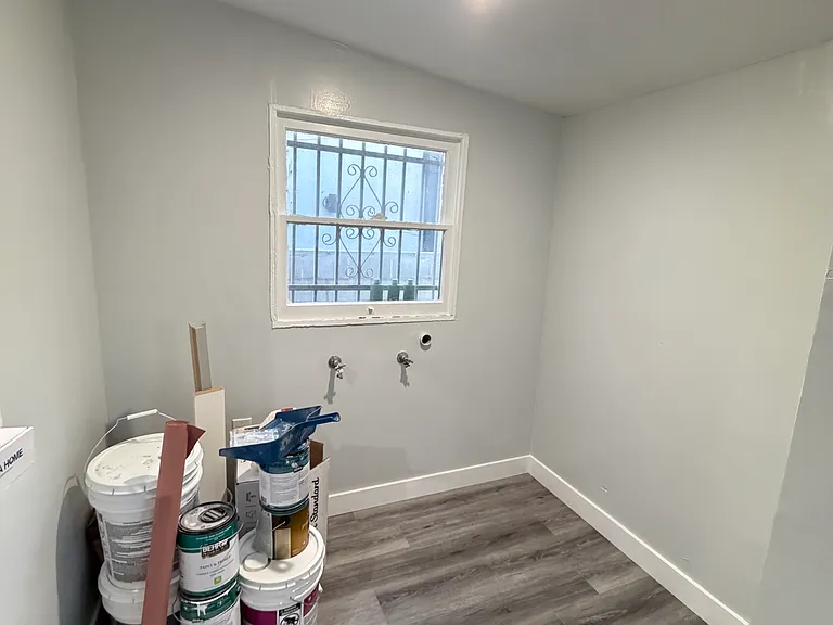 523 W 80th St #A — Photo 15