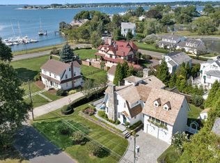 5 Roosevelt Rd, Westport, CT 06880