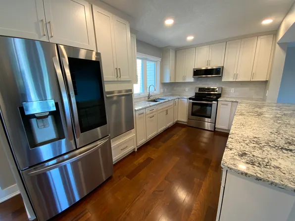 64XX Saint Croix Trl N, Stillwater, MN 55082