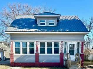 912 River St, Iowa Falls, IA 50126