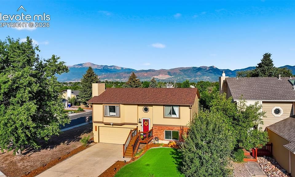 1st image of 7910 Moundsview Dr
