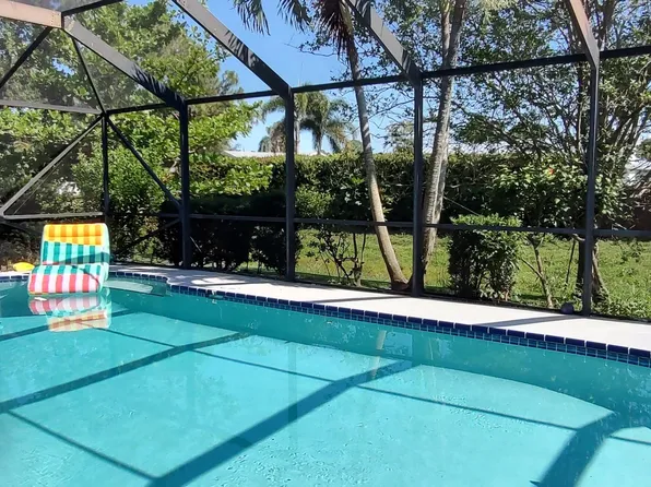 1132 SE Oriental Ave, Port Saint Lucie, FL 34952