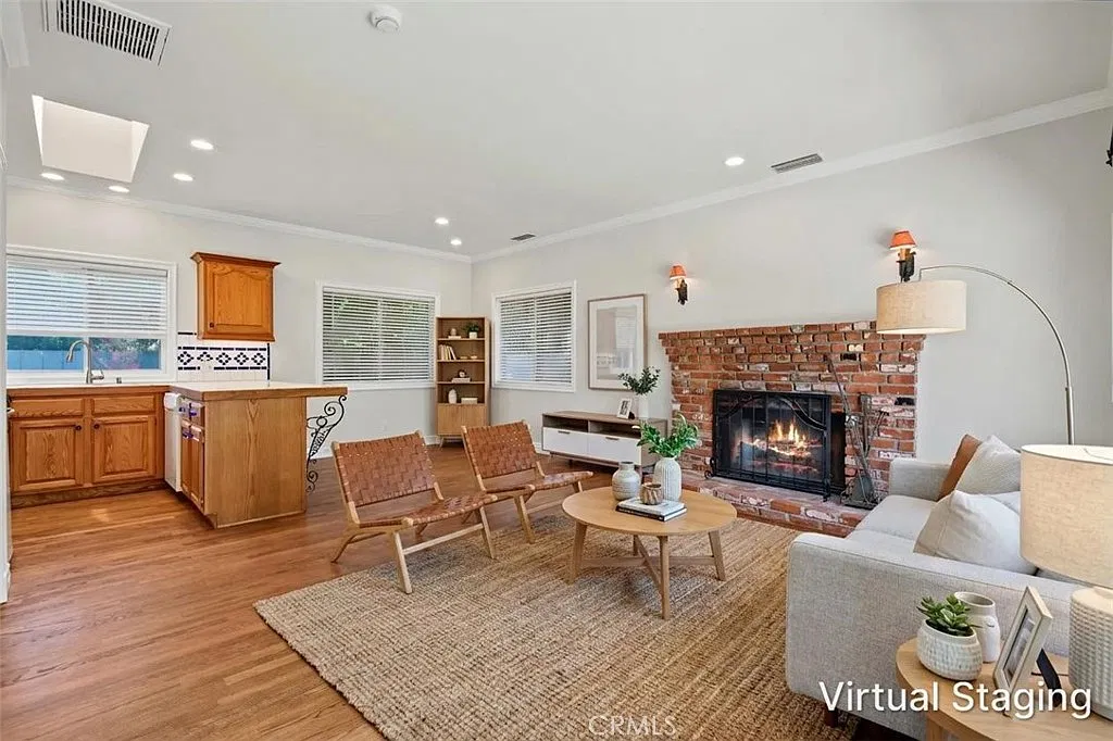 1 bed, 900 sqft, $3,450 — Photo 2