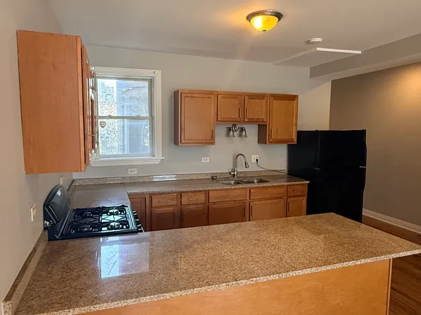 4522 S Calumet Ave #1, Chicago, IL 60653