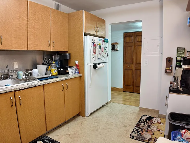 1880 S Ocean Dr #807 — Photo 17