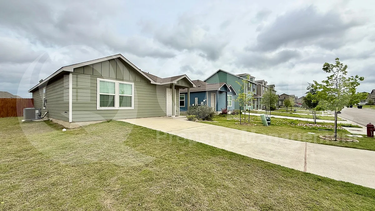 Building Photo - 133 Texas Angel Way