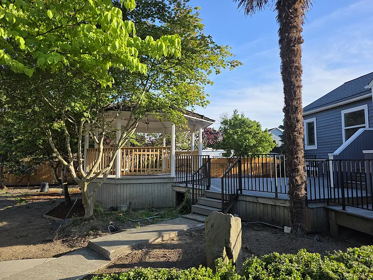44th Ave S — Photo 2