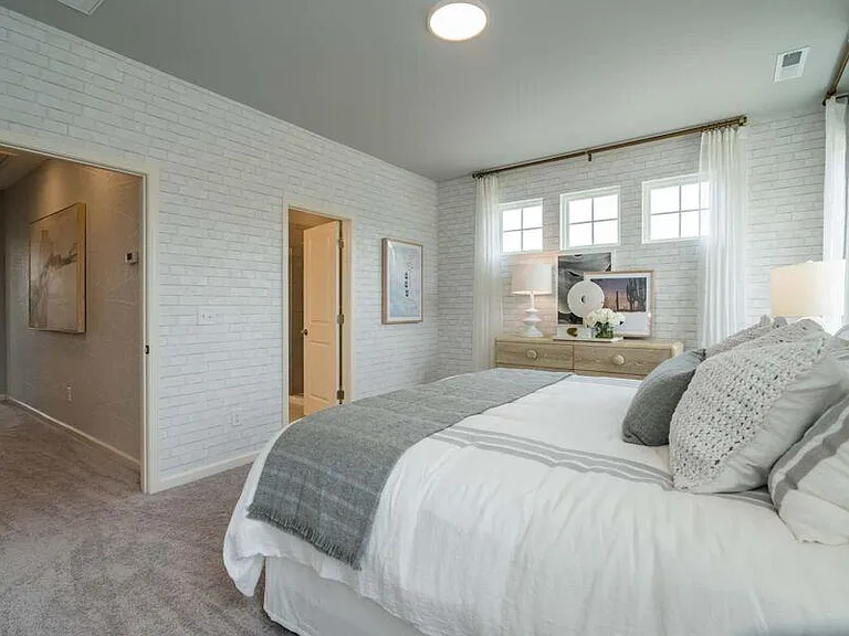 1106 Brookville Ln — Photo 14