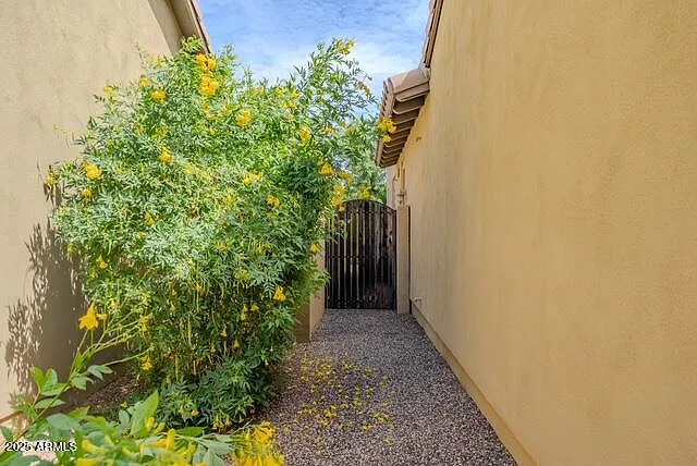 9260 E Desert Village Dr — Photo 28