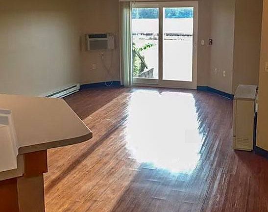 4th image of 302 S Main St #302104