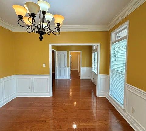 3rd image of 3700 Kingston Ct