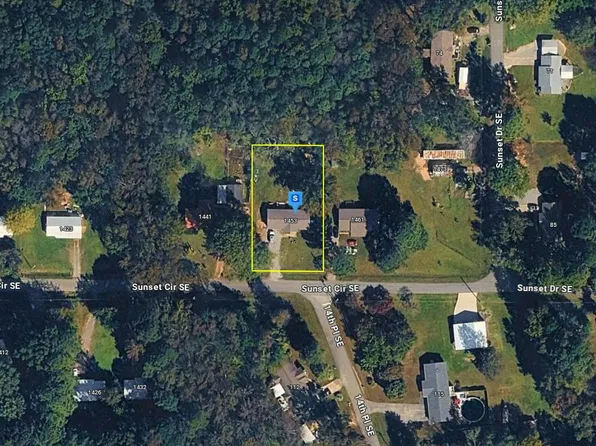 1453 Sunset Cir SE, Arab, AL 35016