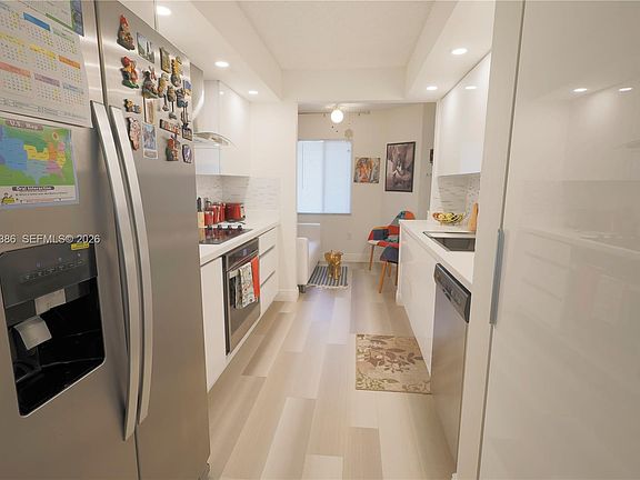 5th image of 12750 SW 15th St APT 106D