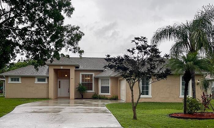 1st image of 2497 SE Dogwood Ave