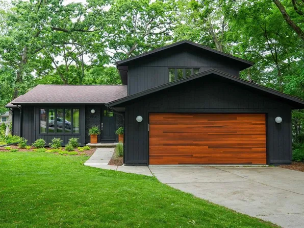 1514 Deerwood Drive, Madison, WI 53716