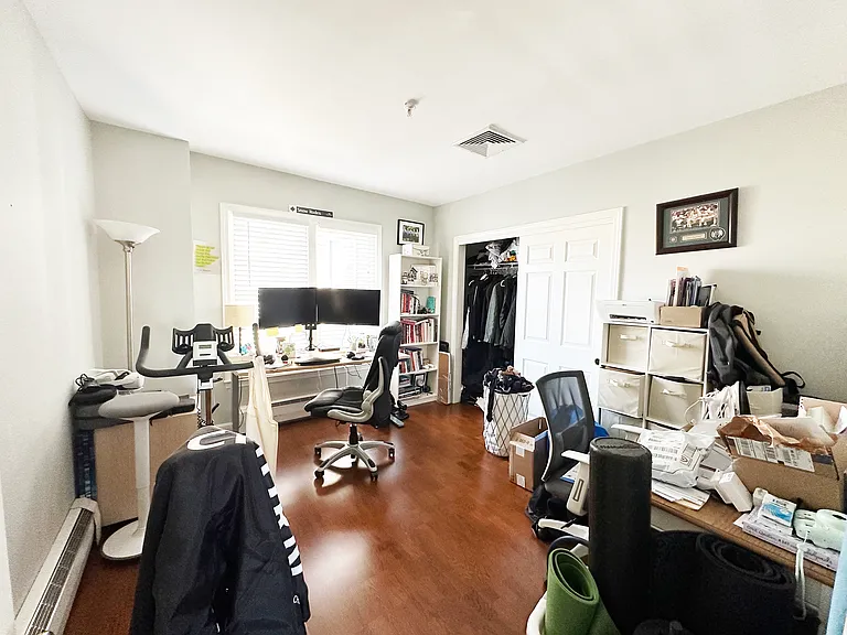 1 Davenport St #10 — Photo 3
