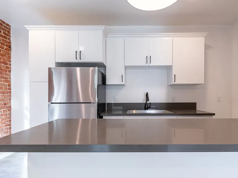 3048 W 12th Street — Photo 28