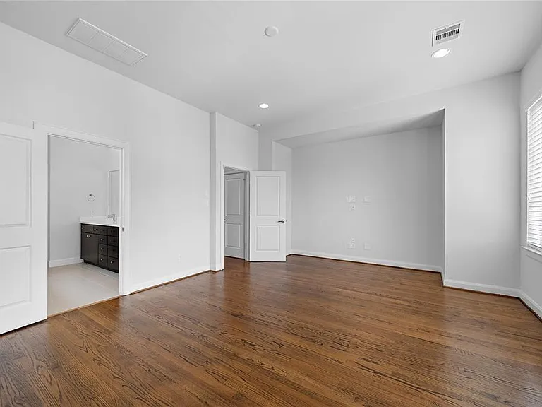 4213 Schuler St — Photo 13