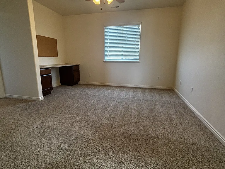 2431 E Ox Yoke Dr — Photo 14