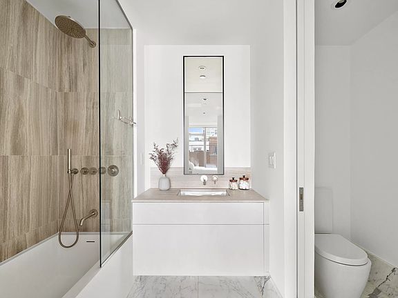 5th image of 429 Kent Ave #703
