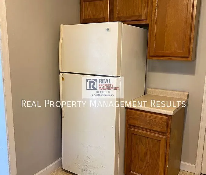 1208 Macarthur Dr — Photo 5