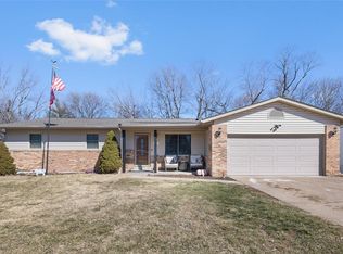 1916 Golden Hls, Saint Peters, MO