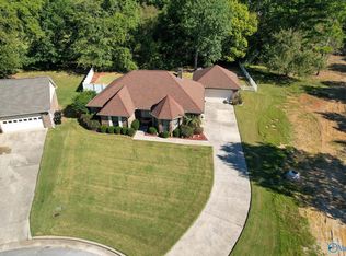 2808 Longfellow Dr SW, Decatur, AL 35603