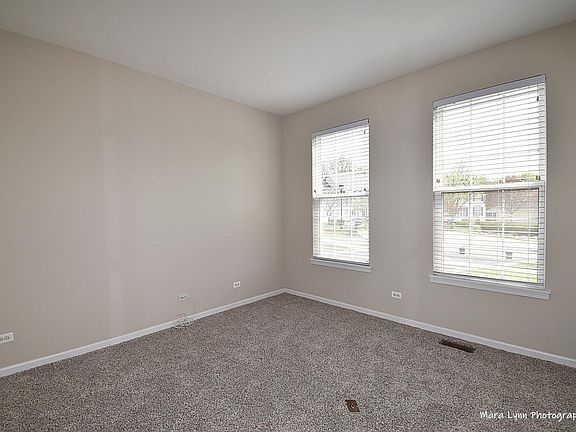 4th image of 3727 Antoine Ct