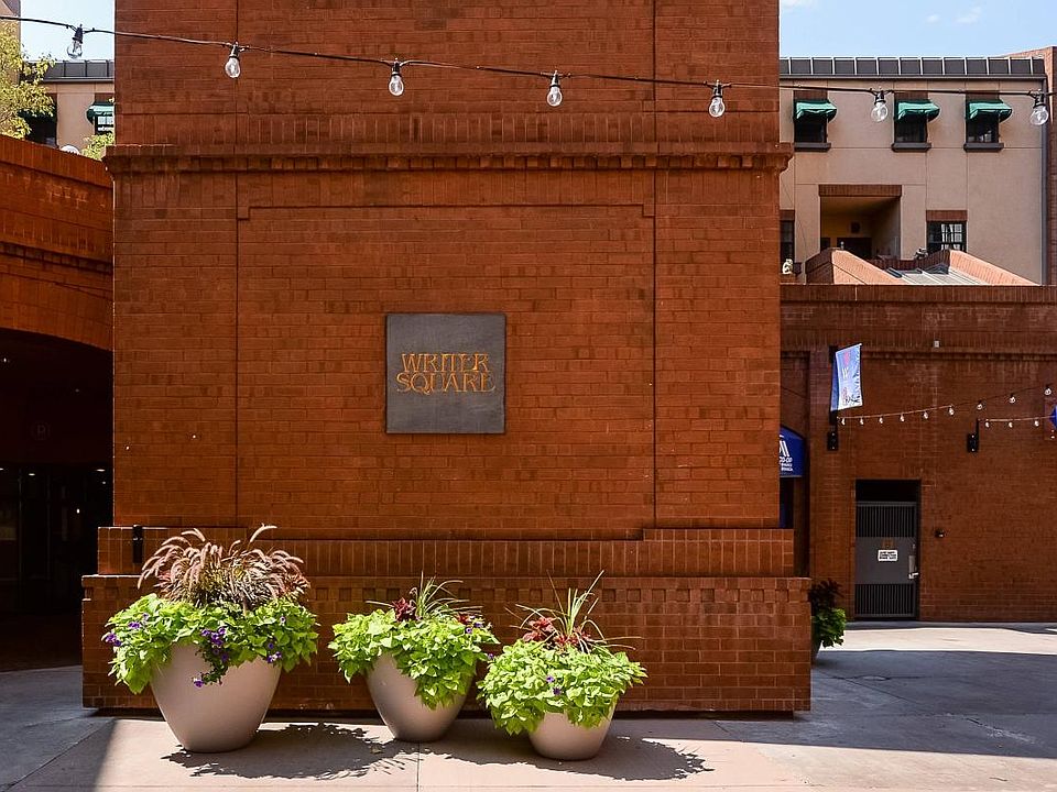 Amazing location right downtown