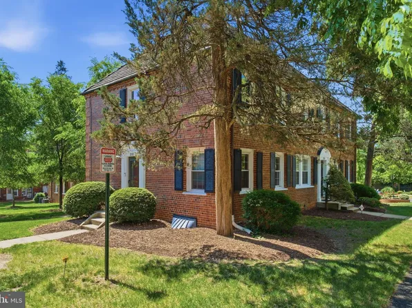 2118 Suitland Ter SE, Washington, DC 20020