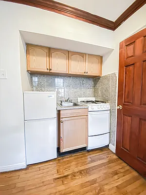 Rented by City Connections Realty | media 25