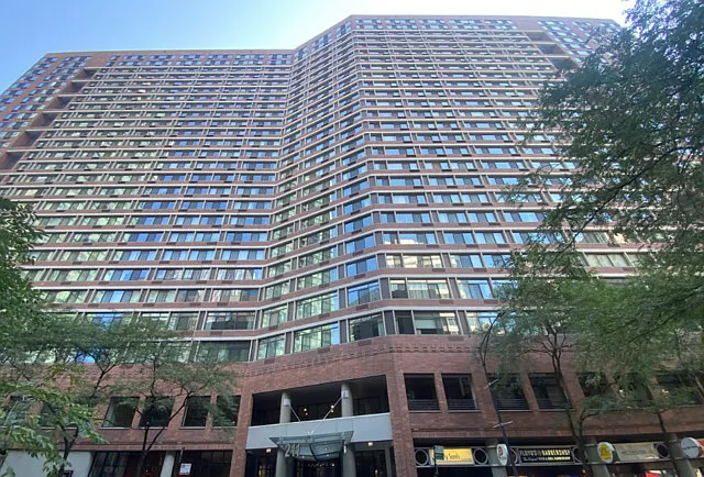 211 E Ohio St #923