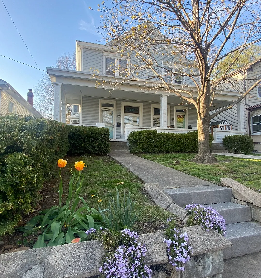 3 bed, 3550 sqft, $1,875 — Photo 1