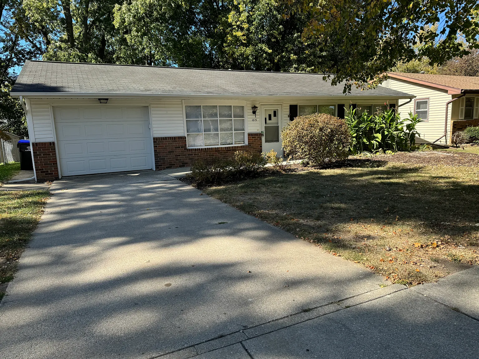 3 bed, 1102 sqft, $1,600 — Photo 1