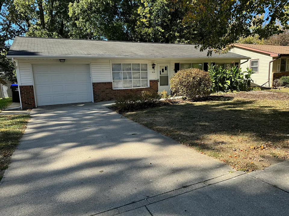 105 Greenleaf Dr