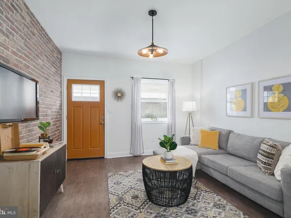 1443 E Oxford St, Philadelphia, PA 19125