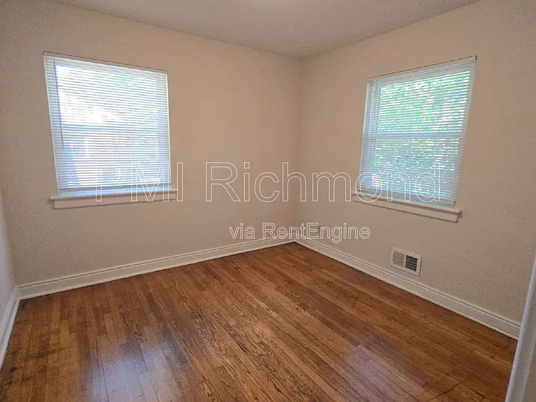 924 Pierpont Rd — Photo 6