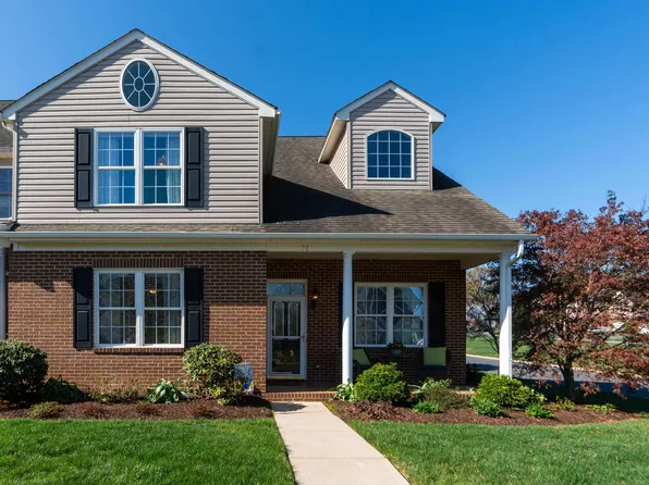 71 Whispering Oaks Dr, Staunton, VA 24401