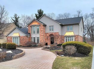 2839 Portage Trail Dr, Rochester Hills, MI 48309