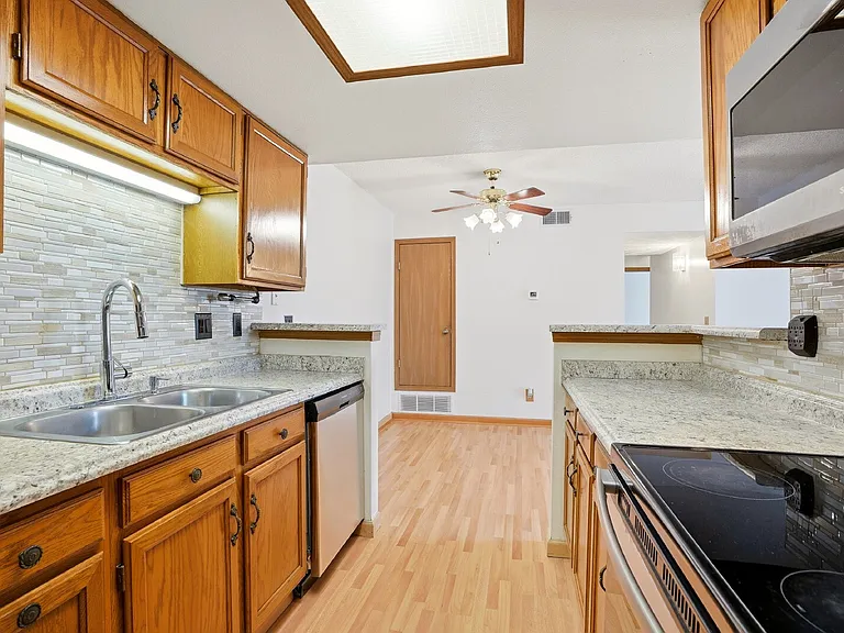 931 S Zeno Way #103 — Photo 11