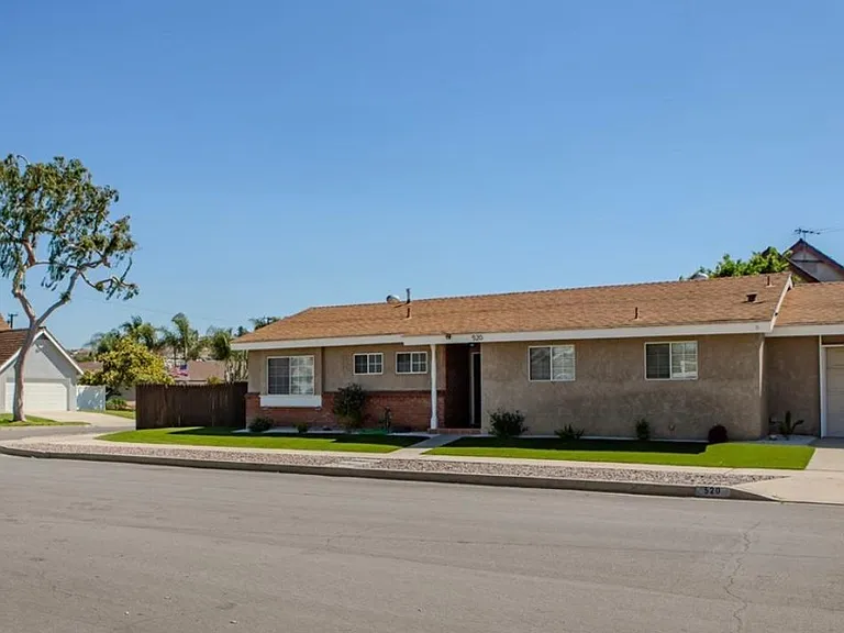 520 Ronwood Ave — Photo 4