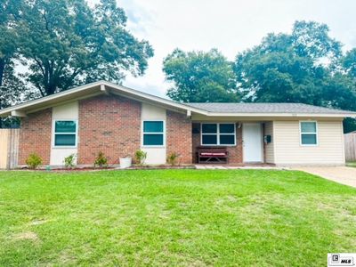 3028 Lakeshore Dr, West Monroe, LA, 71291
